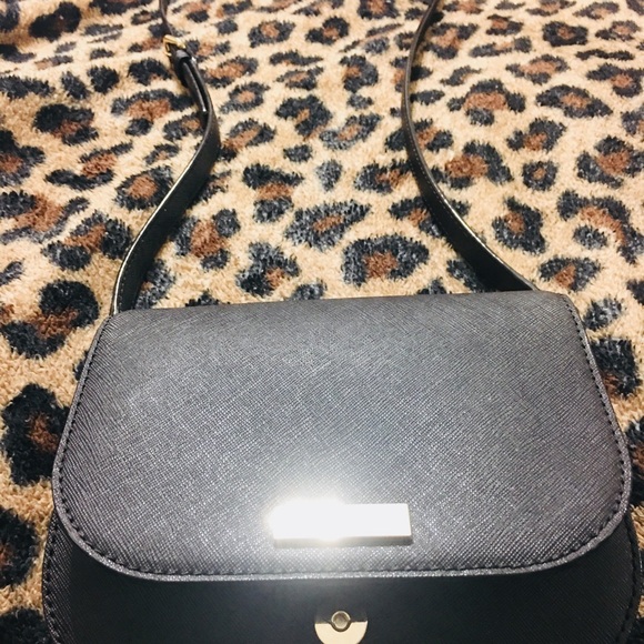 Kate Spade **SOLD** - Picture 4 of 7